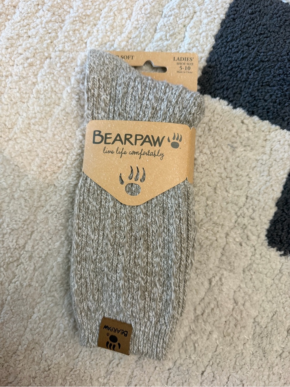 BearPaw Women's Gray Marled Knit Crew Socks